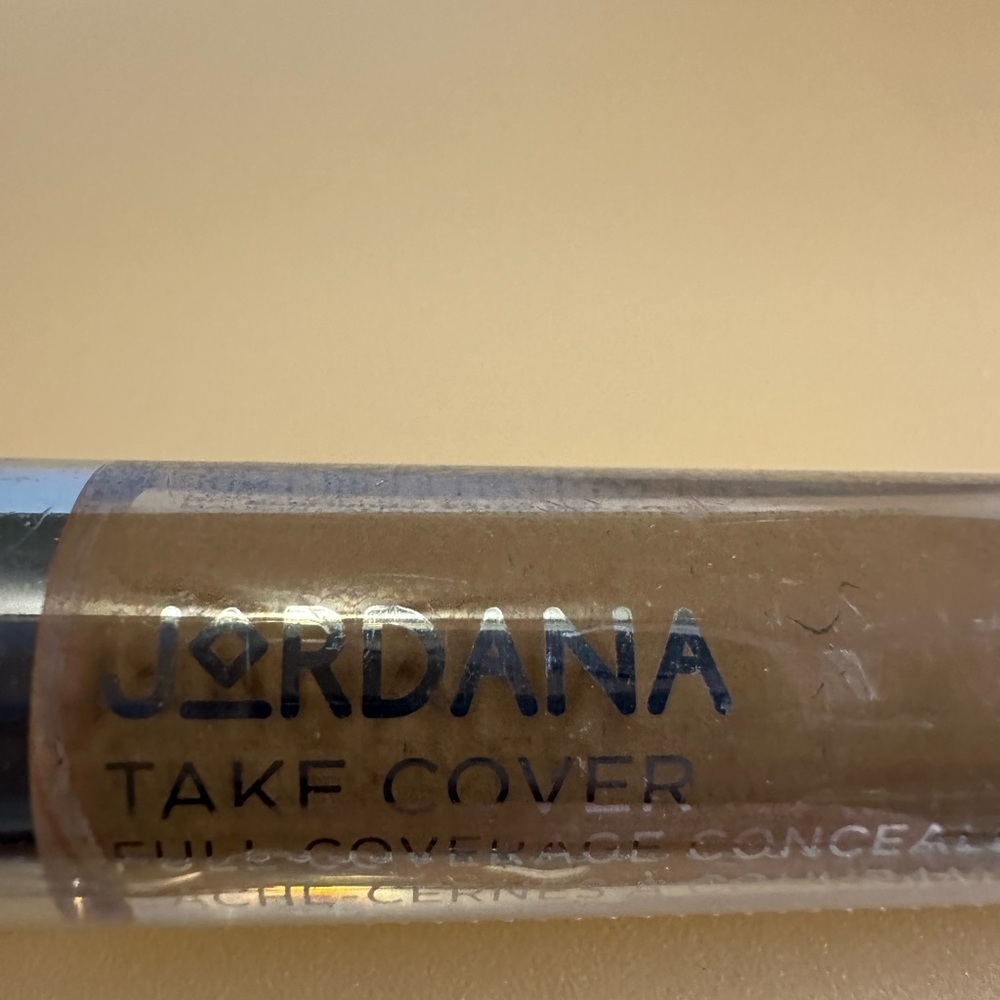 🩷5/$10 Jordan Take Cover Concealer - Tan - Picture 2 of 5